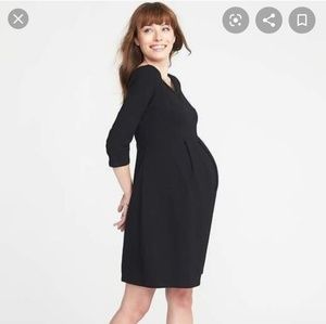 Like New old navy maternity jersey dress size lg